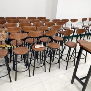 Ghế Quầy Bar Sắt Sơn Tĩnh Điện + Gỗ Cao Su